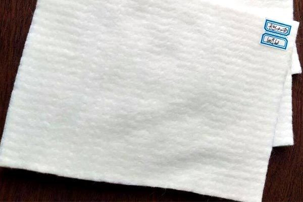 Geotextile installation construction precautions