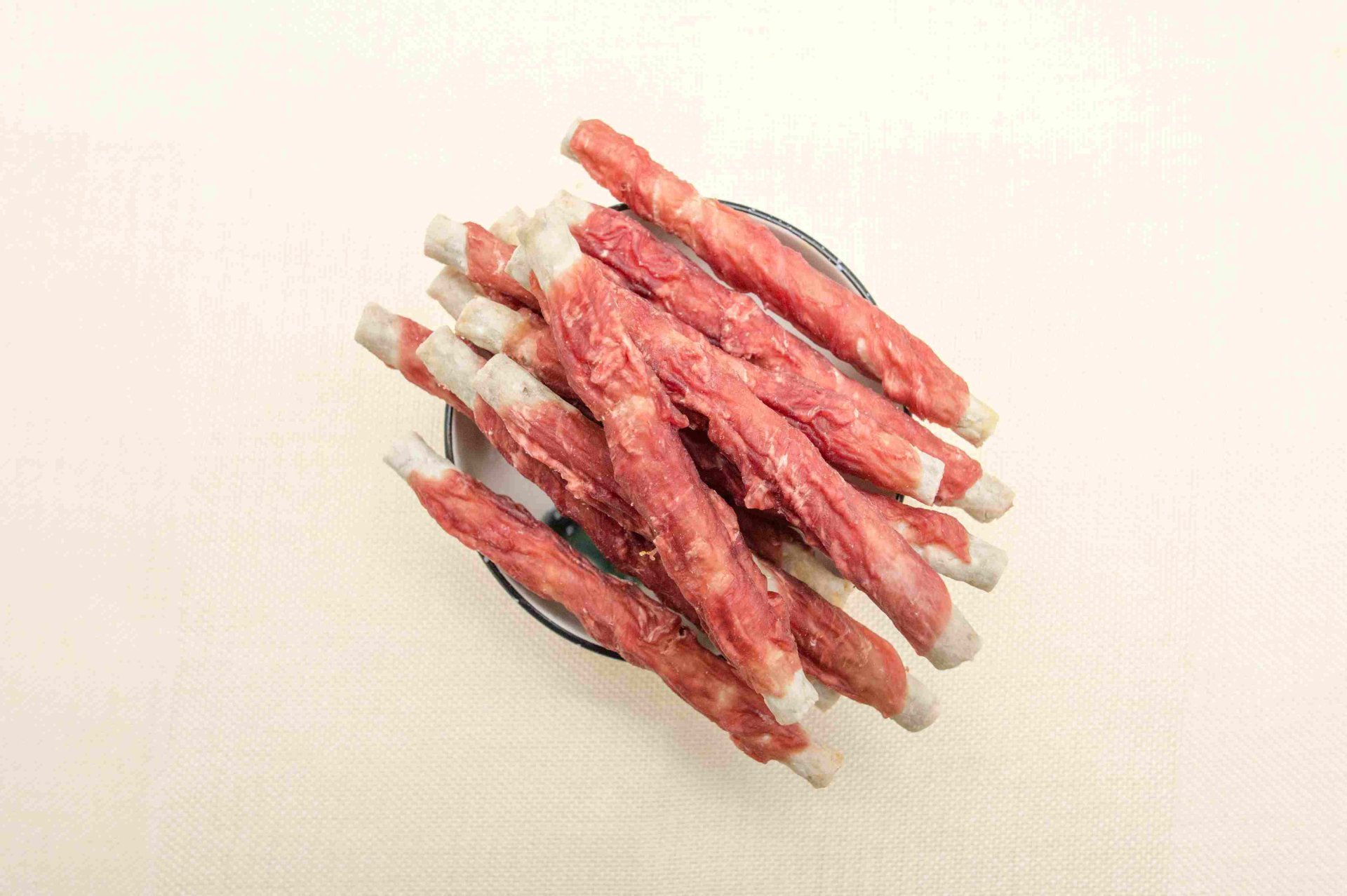 鸭肉缠骨粒棒
