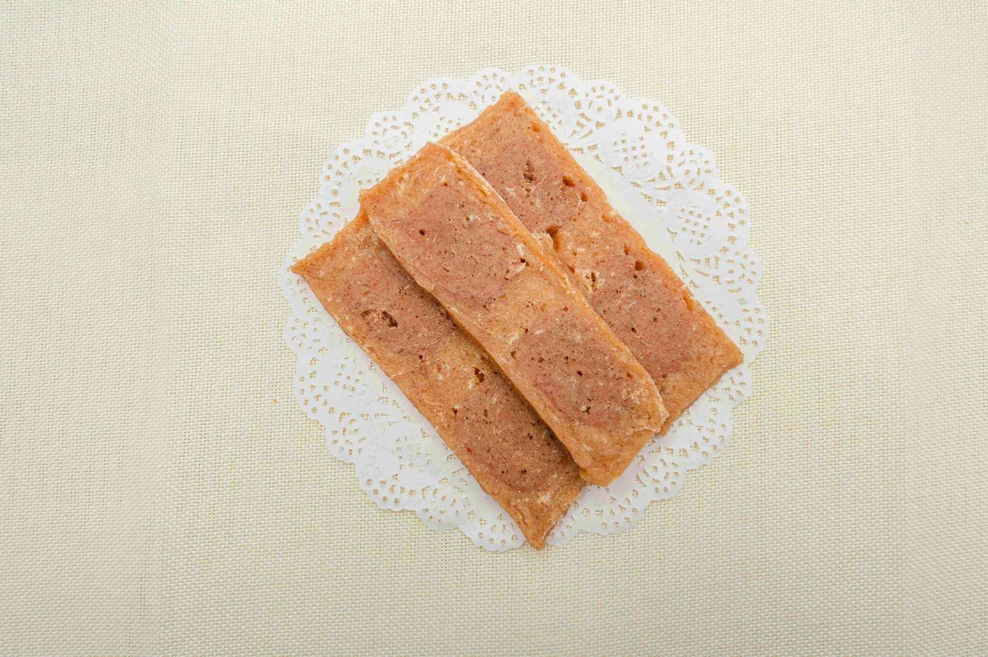 三文鱼鸡肉夹心长切片