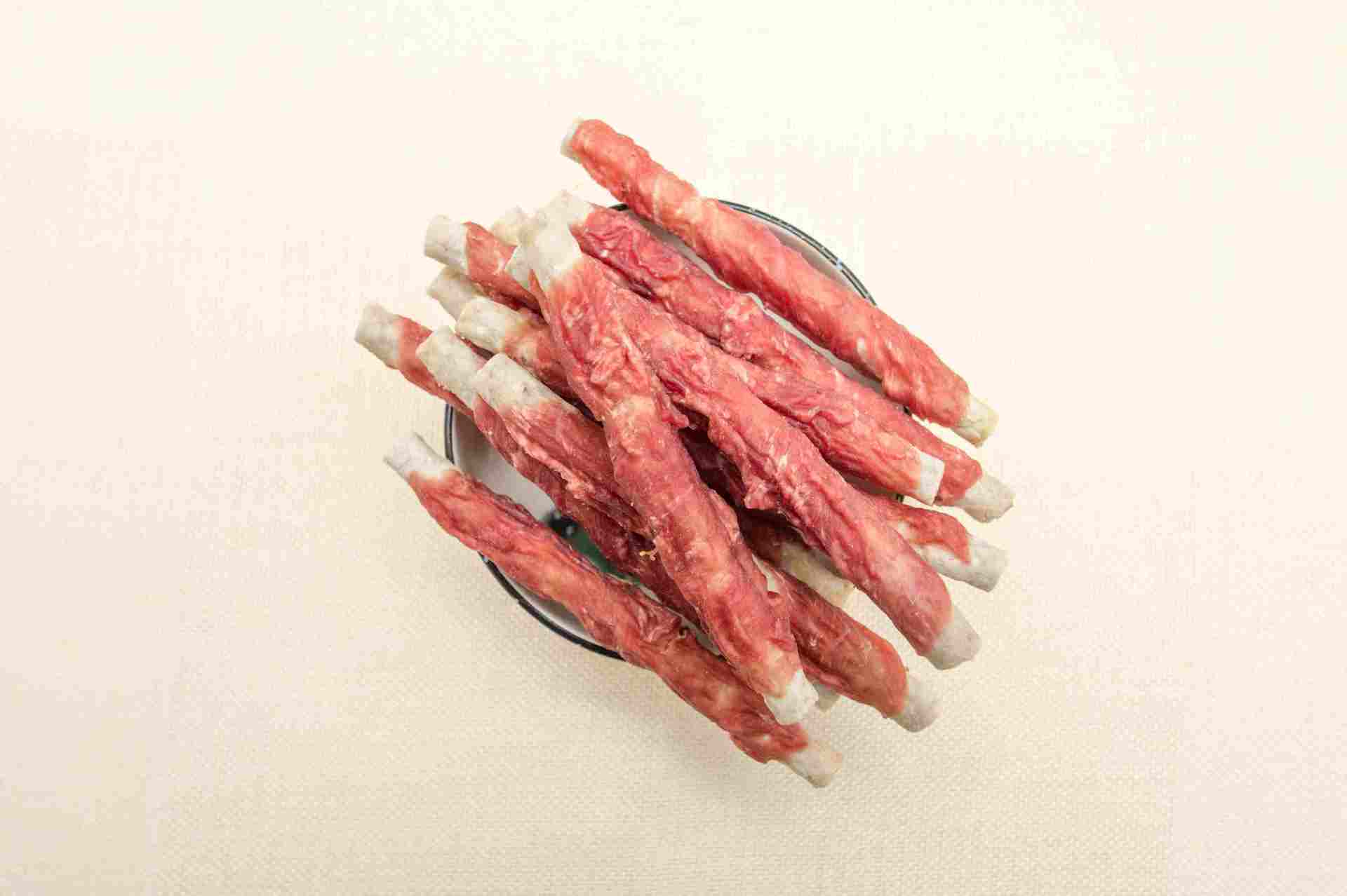鸭肉缠骨粒棒
