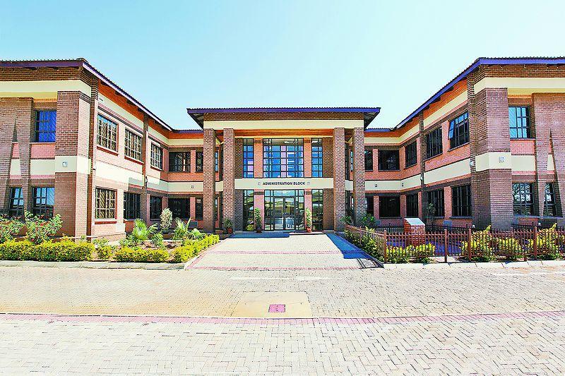 博茨瓦纳莫荷迪査尼高级中学工程