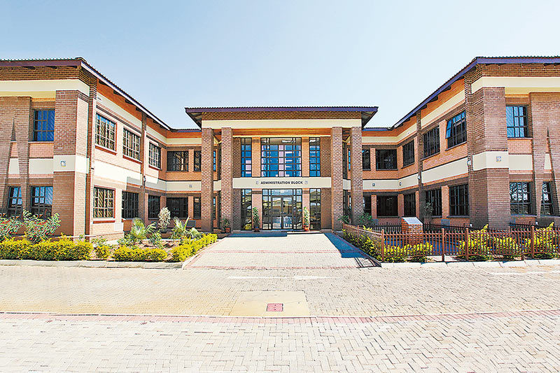 博茨瓦纳莫荷迪査尼高级中学工程