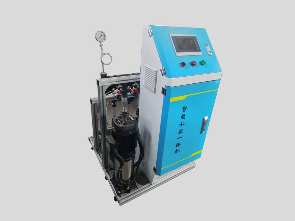 Intelligent water and fertilizer integrated machine