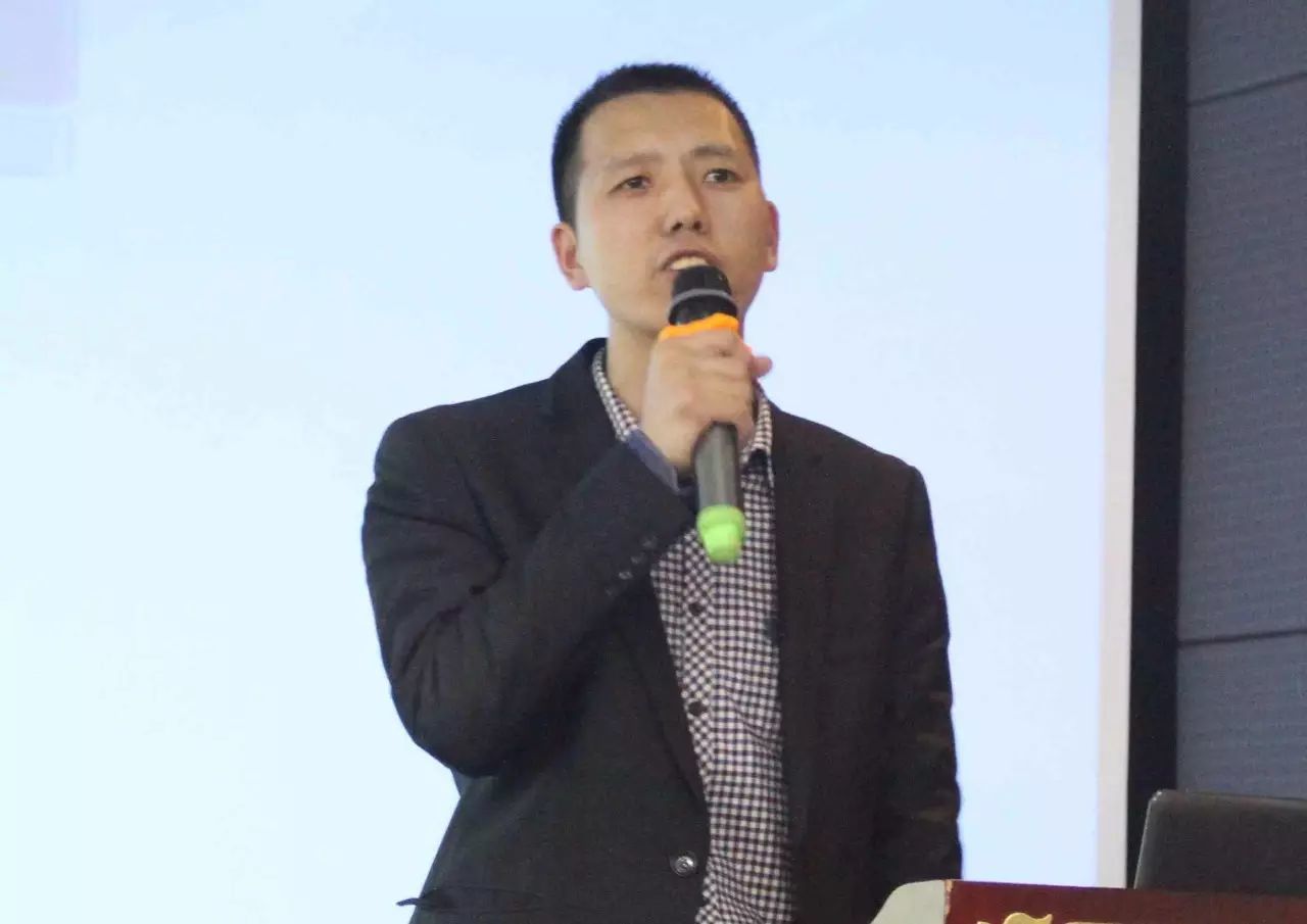 抓魚的貓成功召開河南省經銷商聯誼會