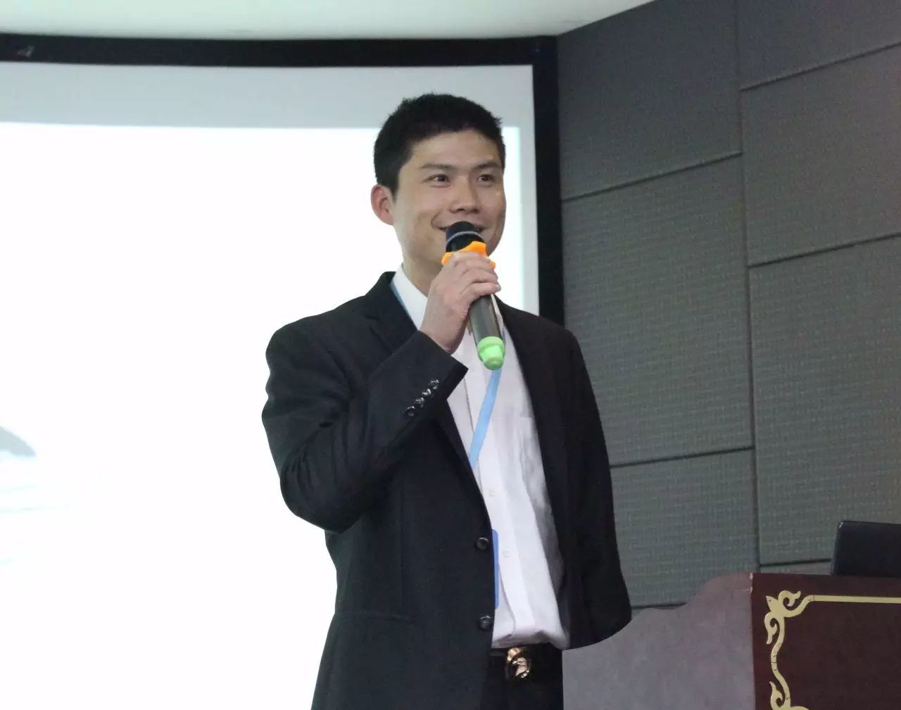 抓魚的貓成功召開河南省經銷商聯誼會
