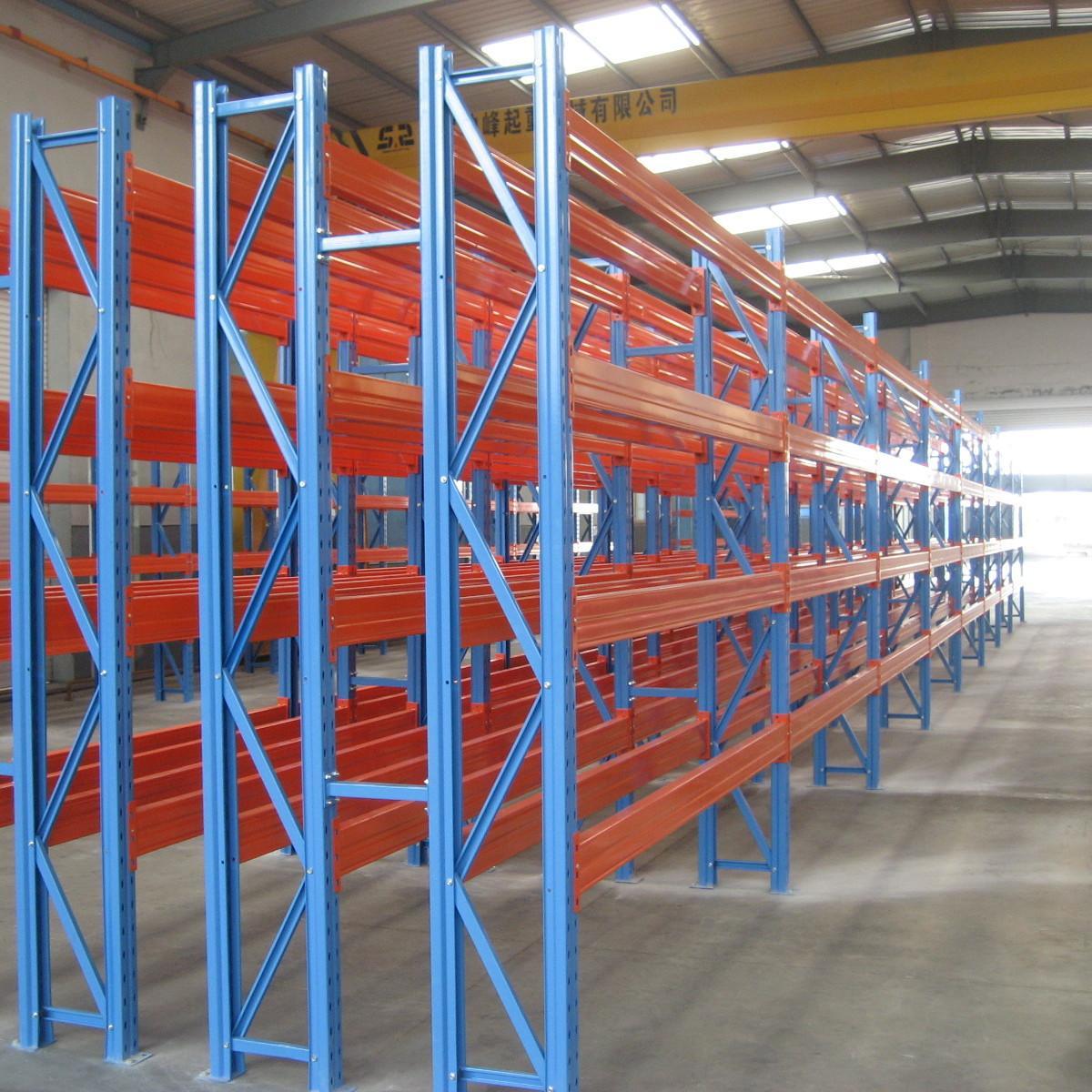 Narrow aisle shelves
