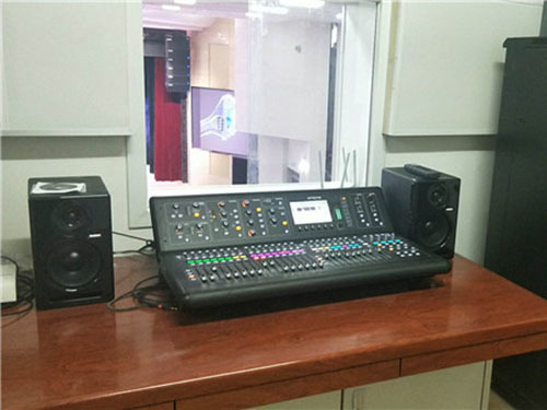 Chengde Medical College Student Hall Sound Optoelectronic System Project Successfully Completed