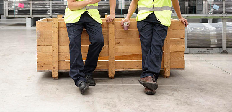 Teach you how to identify the authenticity of labor safety shoes
