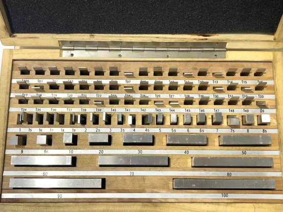 Gauge block