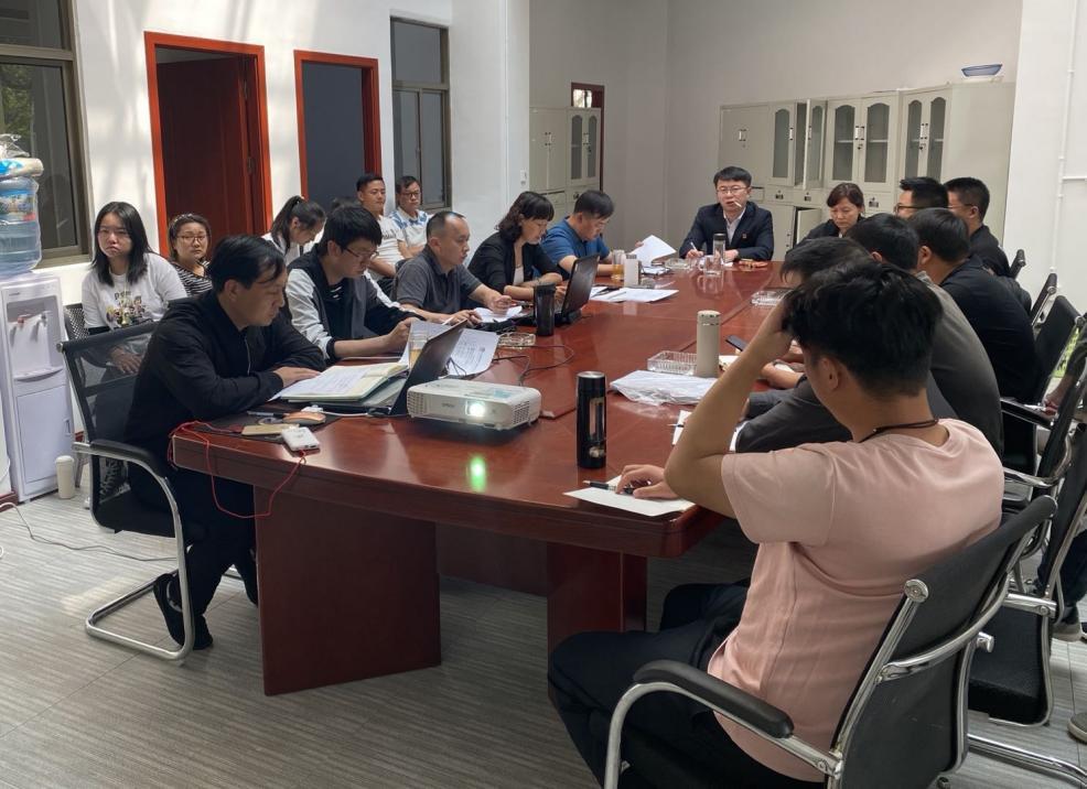十二直管項目部組織召開項目建設(shè) “百日攻堅”國慶推進(jìn)部署會