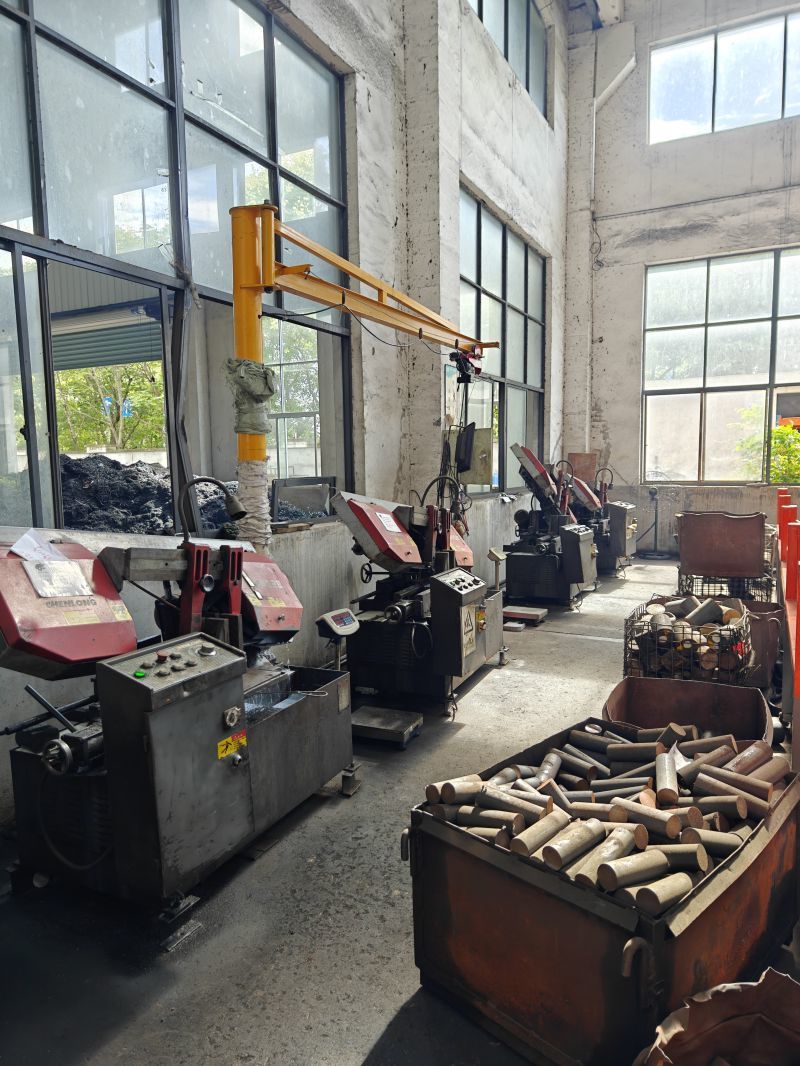 Sawing machine
