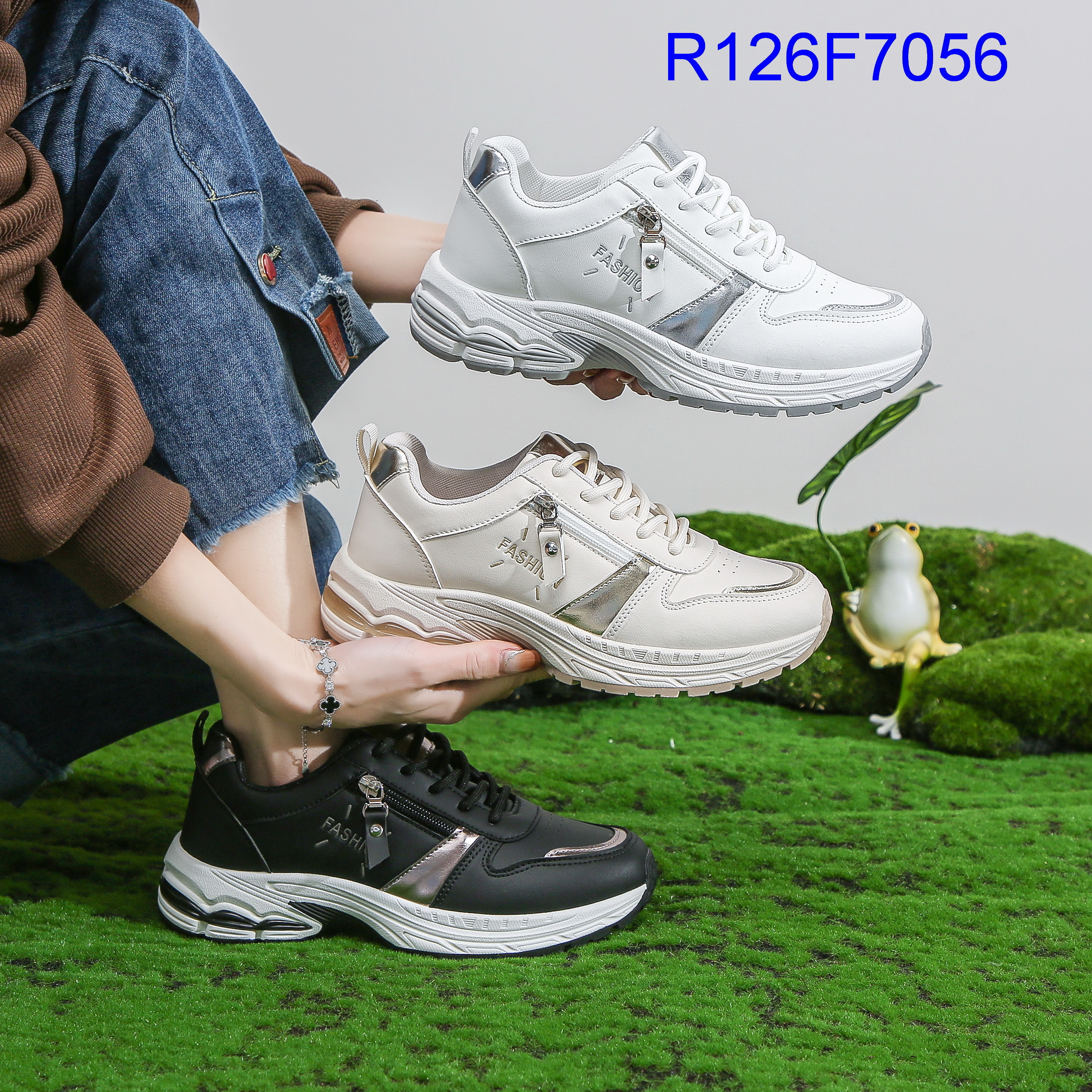 R126F7056