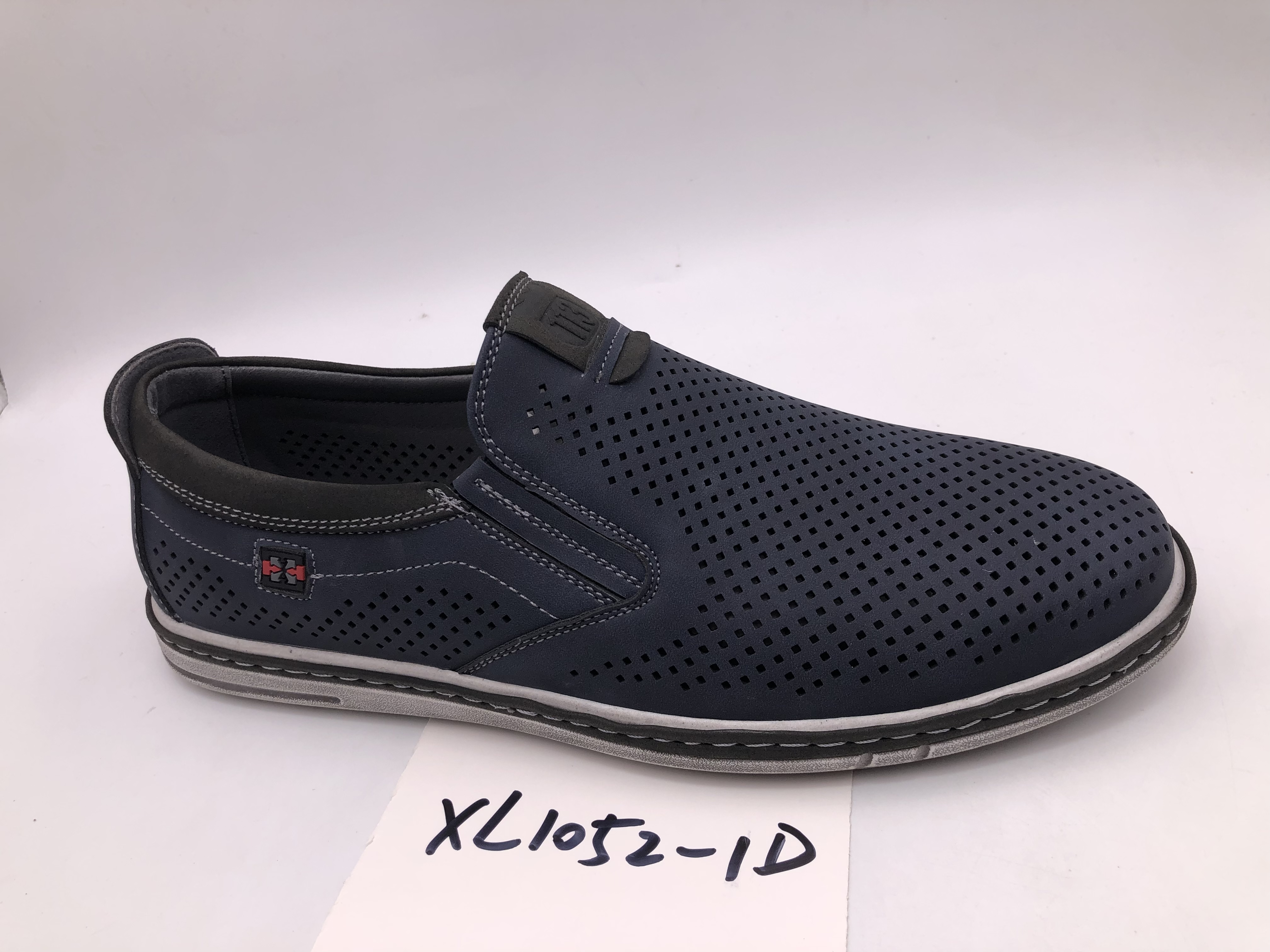 XL1052-1