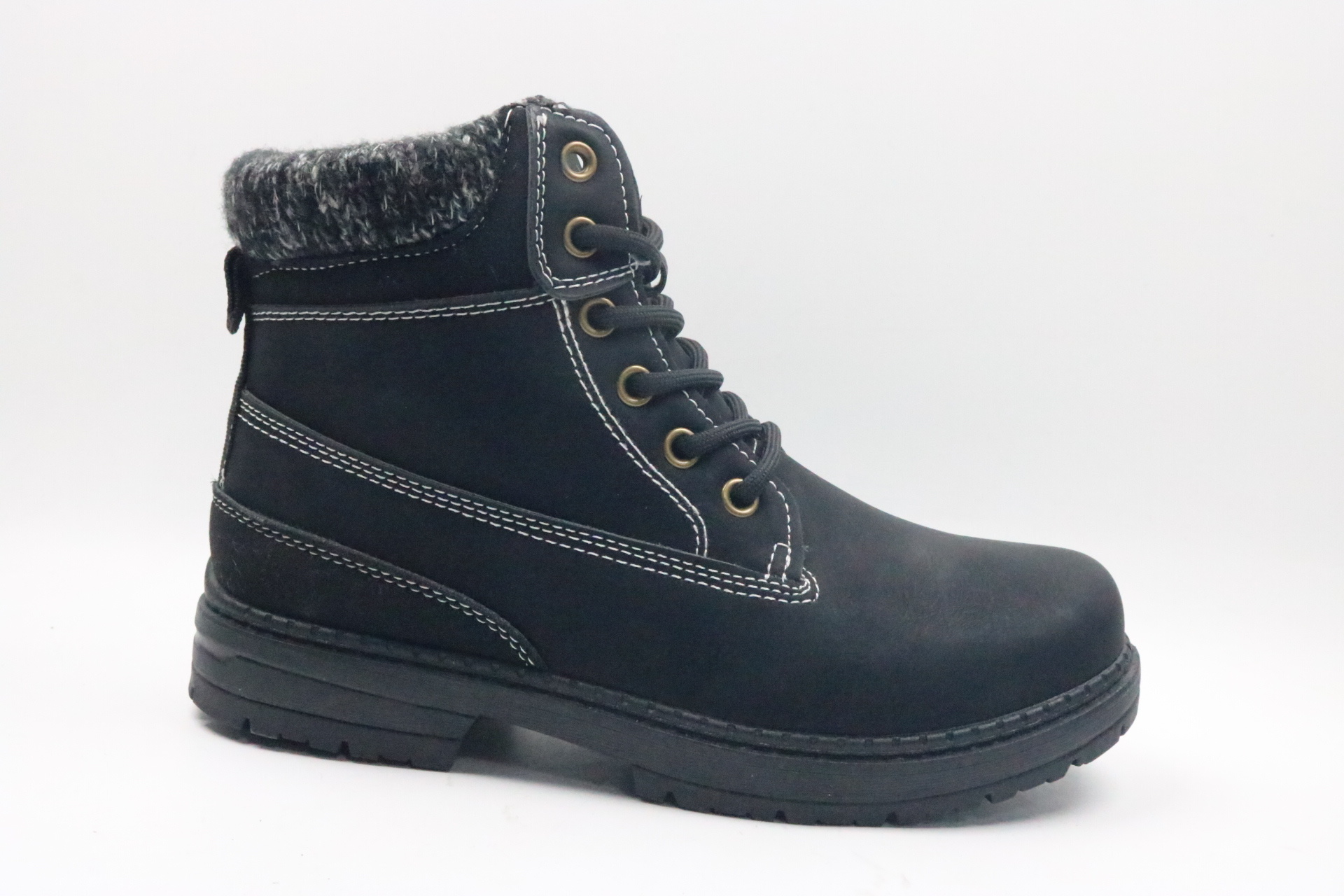 B3F21058
