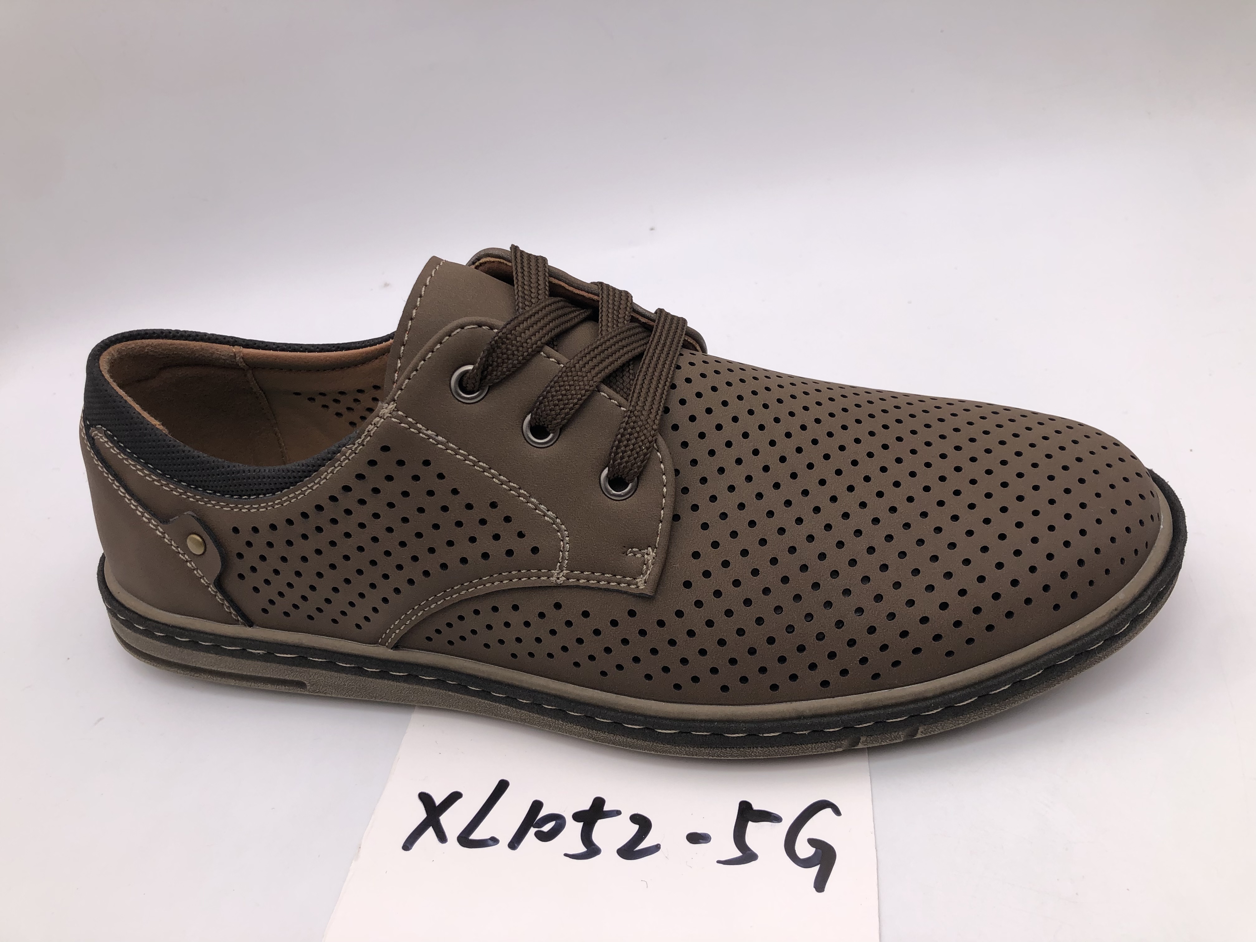 XL1052-5