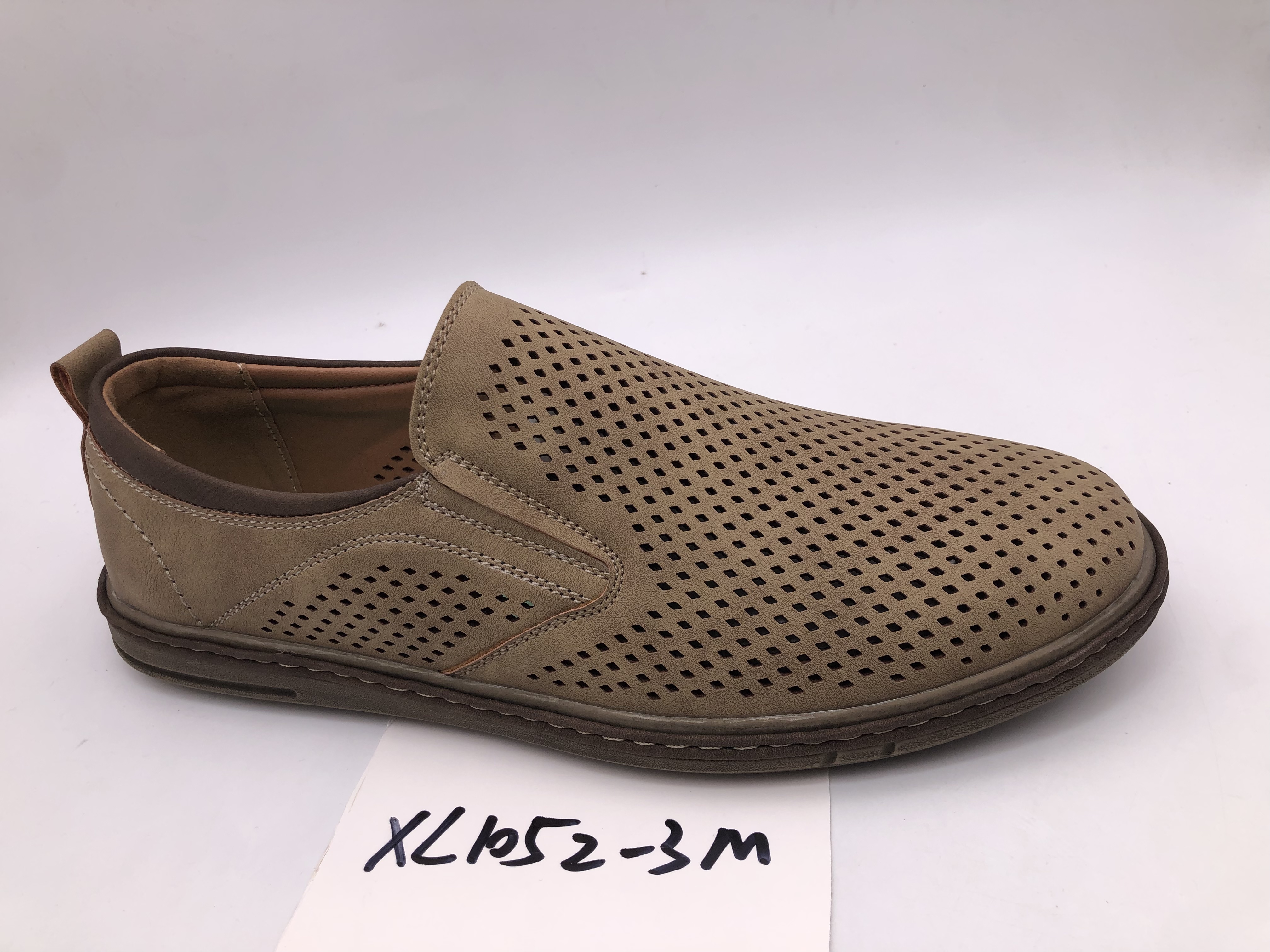 XL1052-3