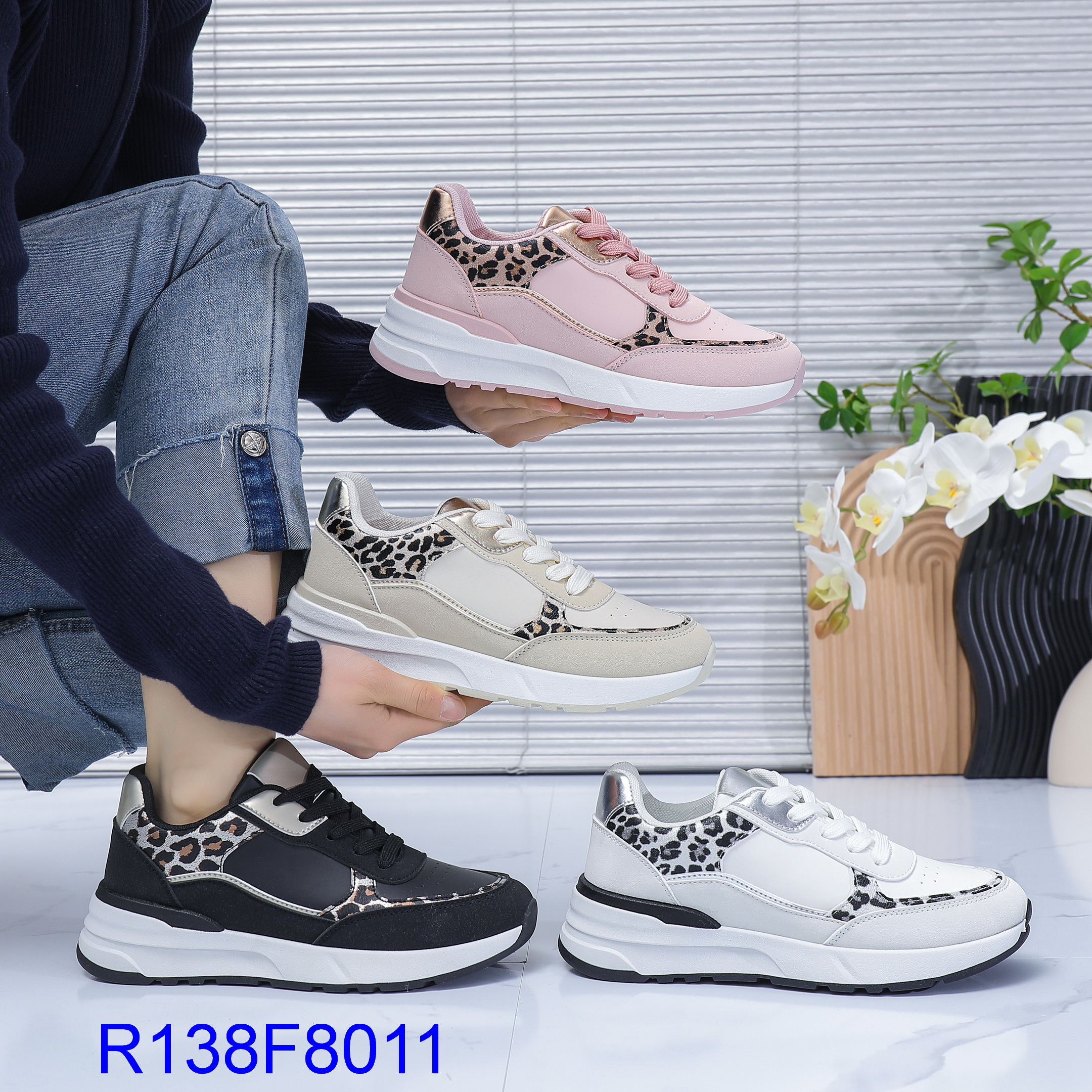 R138F8011