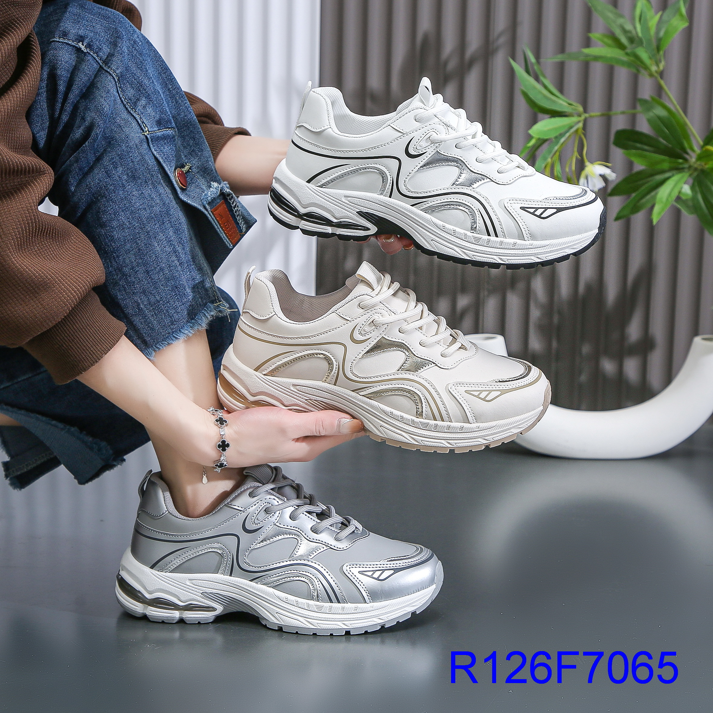 R126F7065