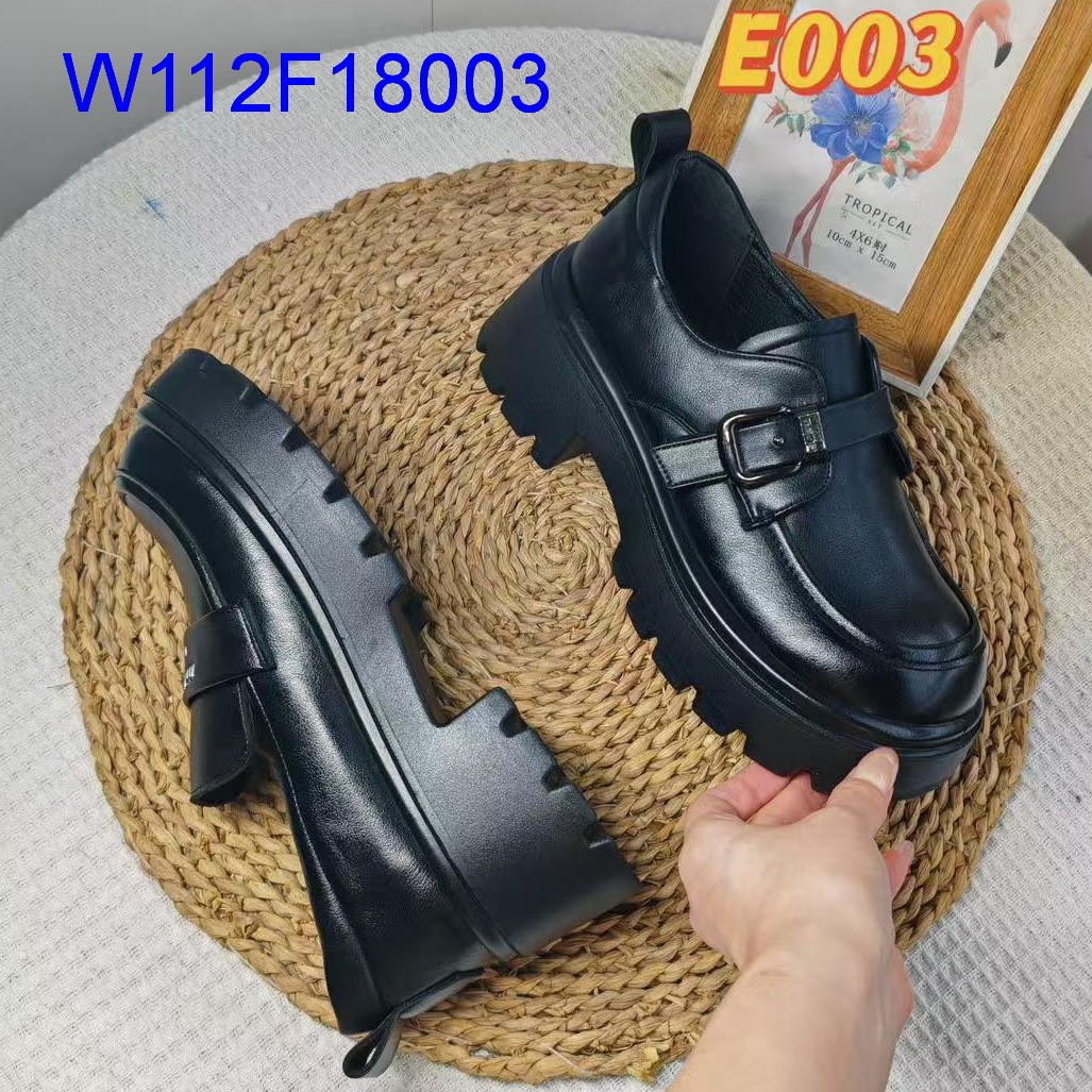 W112F18003