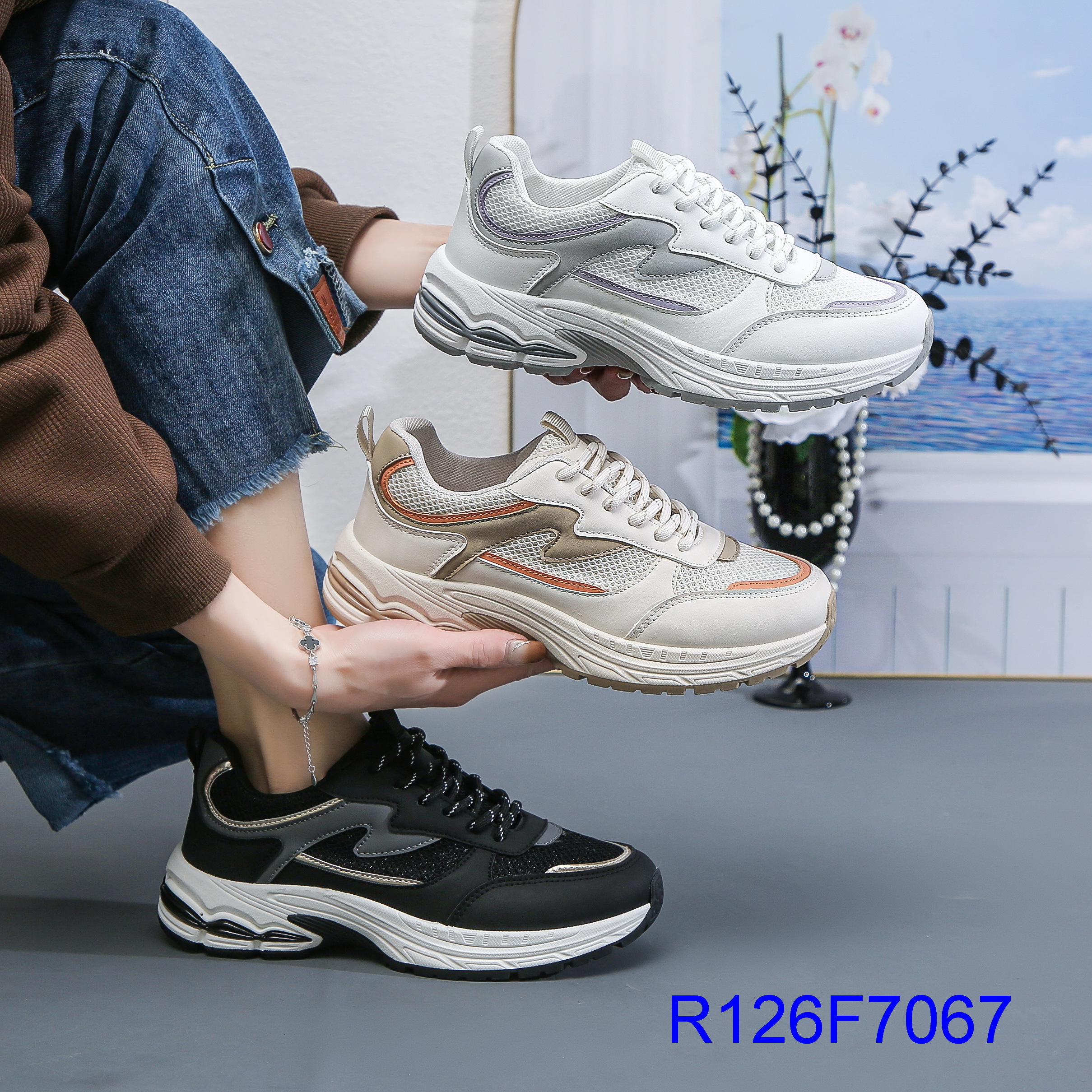 R126F7067