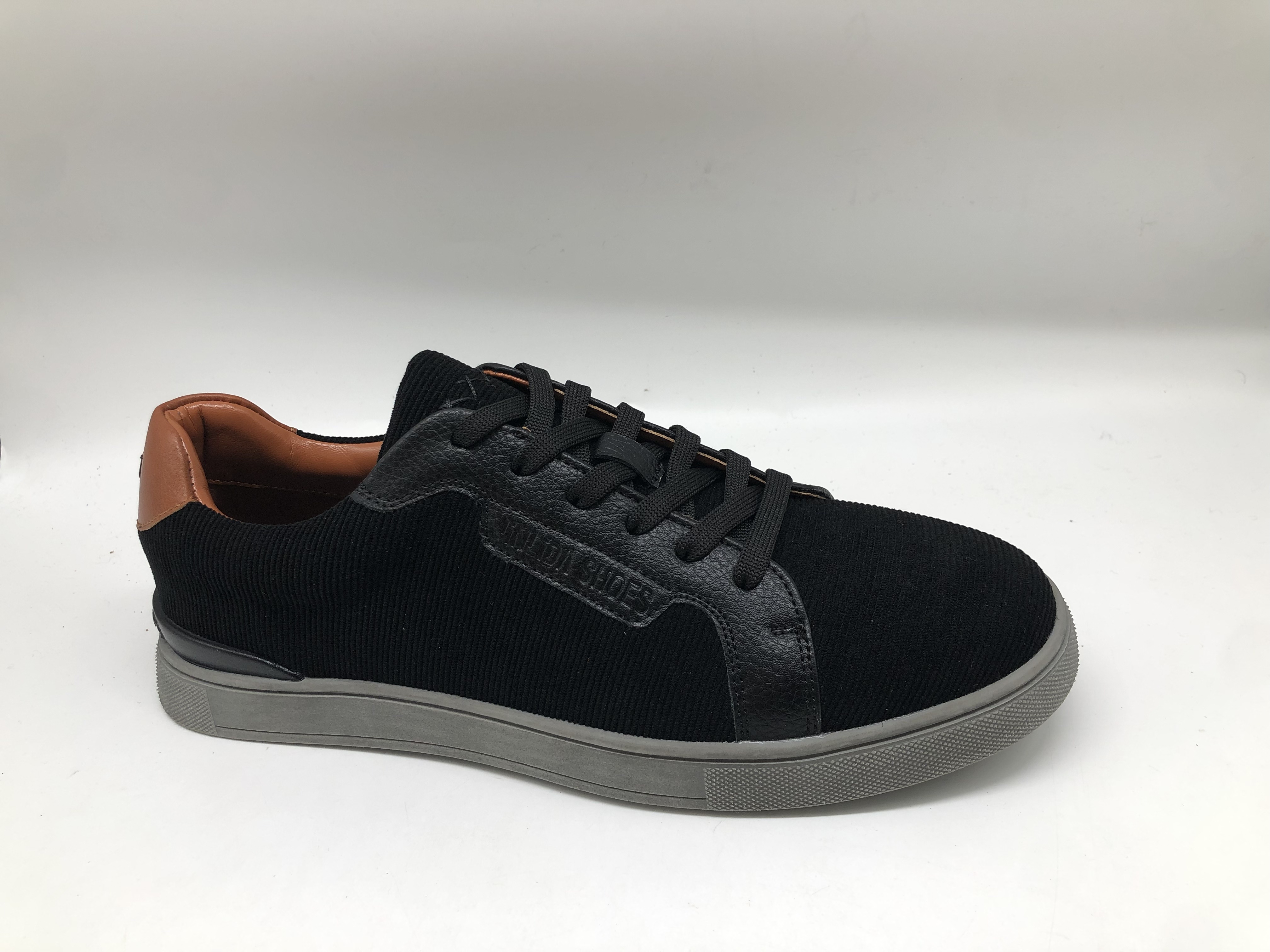 B83M37002