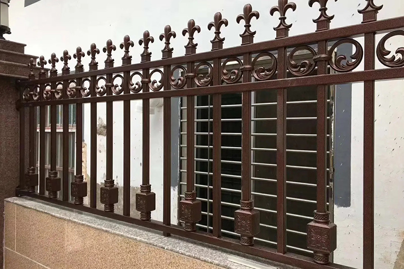 鋁合金圍欄