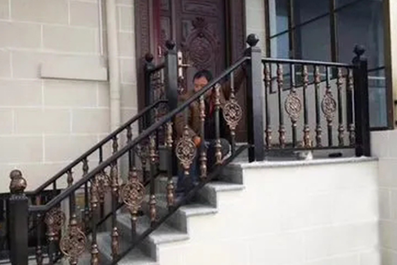 鋁合金扶手