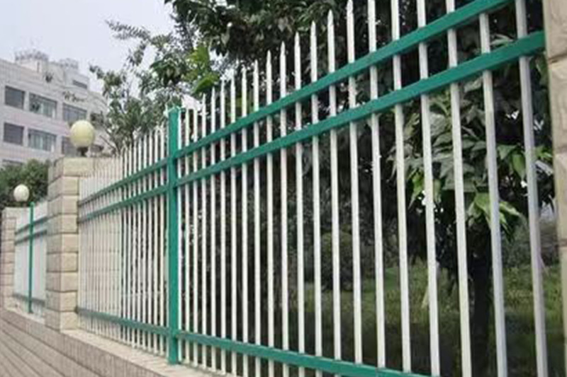 圍墻柵欄