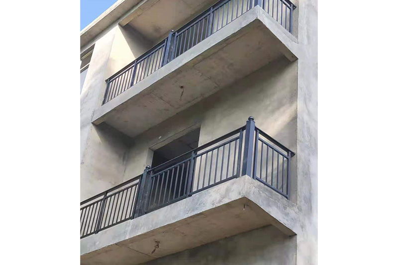 陽臺欄桿