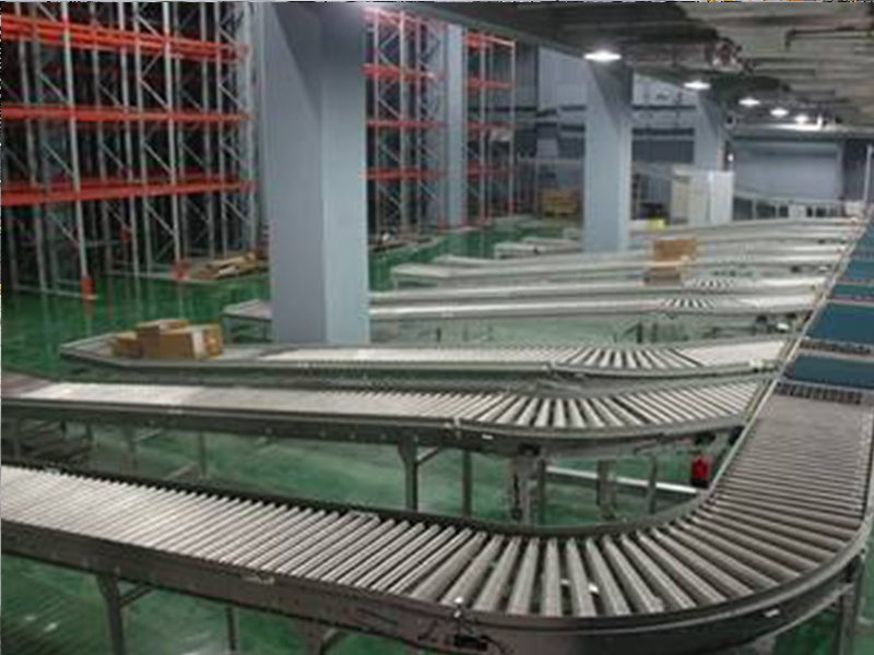 Roller conveyor of logistics warehouse