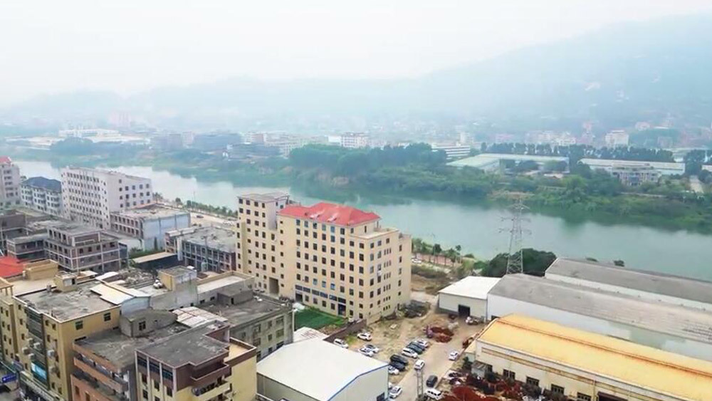 视频标题 视频标题