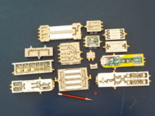 多芯片微组装组件