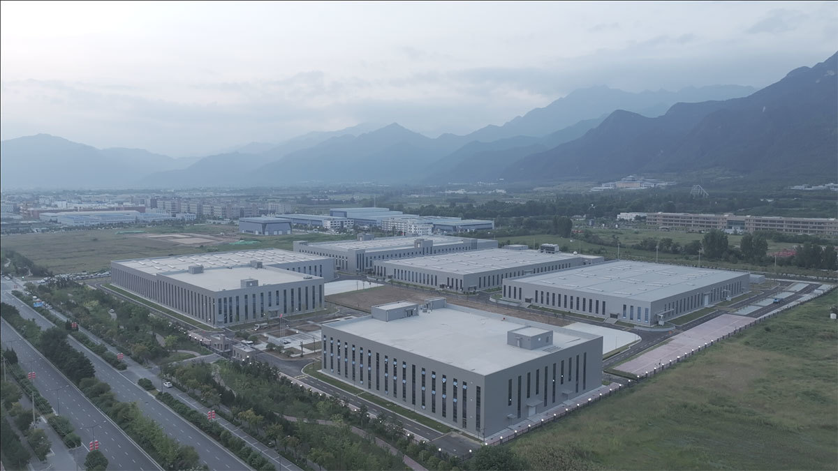 现代导航产业基地二期总承包