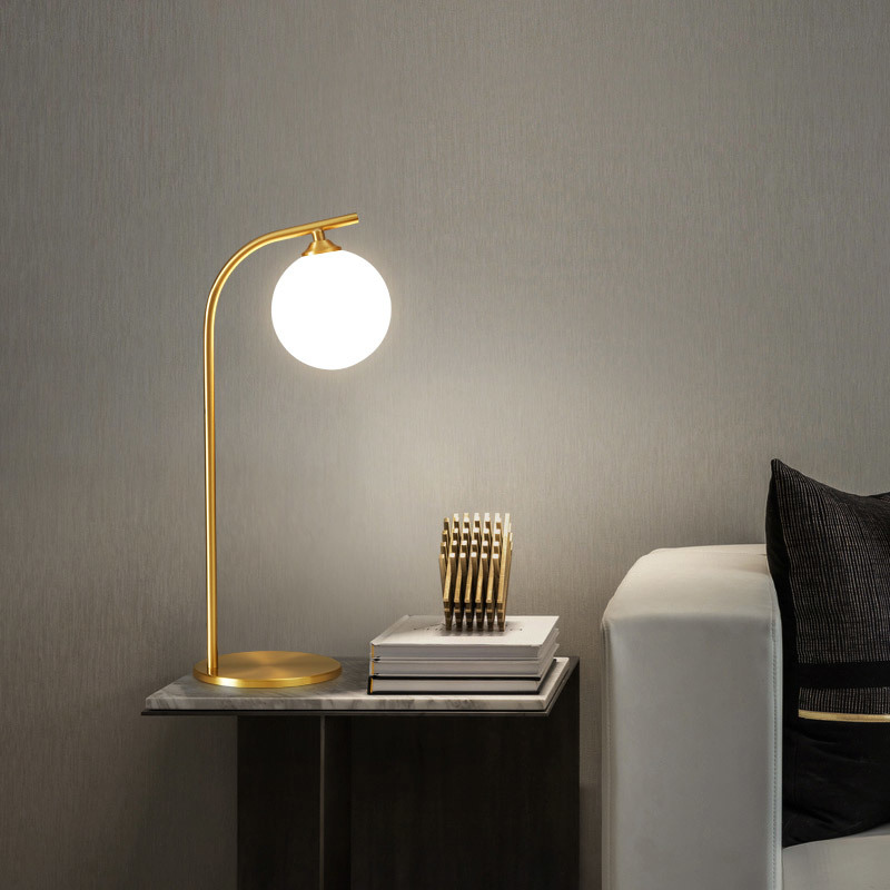 Table lamp