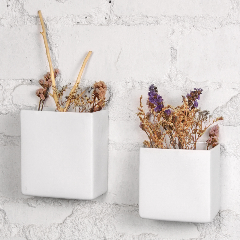 Factory Wholesale OEM/ODM Popular design wall hung porcelain flower vase white square ceramic flower grass vase for home decoration H151-13（M）H151-13（S）