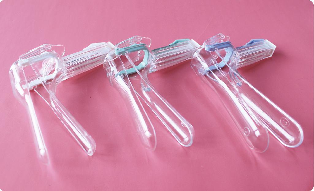 Vaginal Speculum with light source A