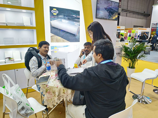 Empresa participação em exposições