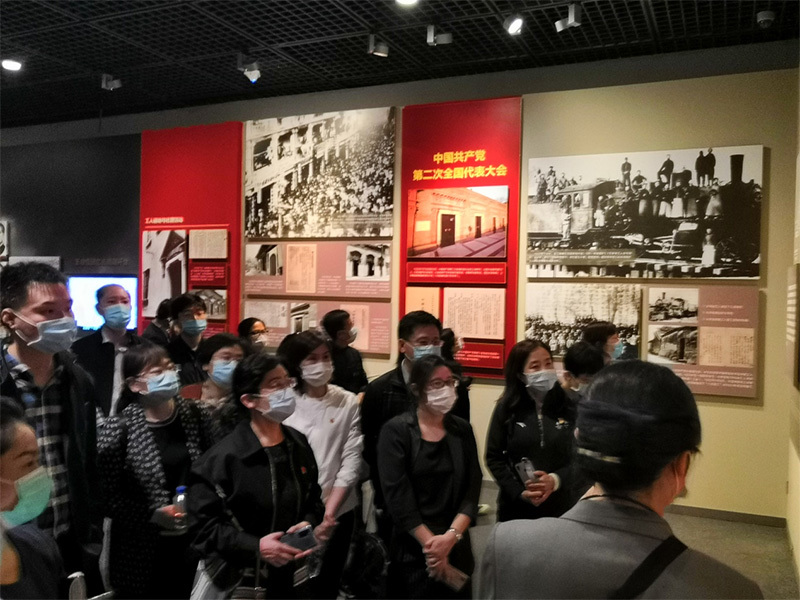 學習百年黨史，建功工藝事業(yè)
