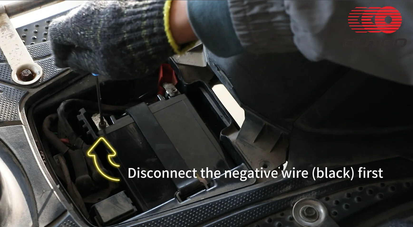 how to change a new motorcycle battery