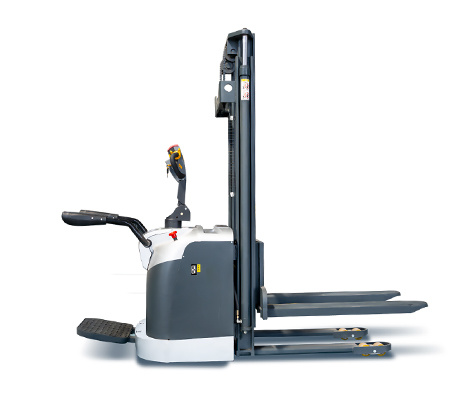 1.5 ton drive type electric stacker