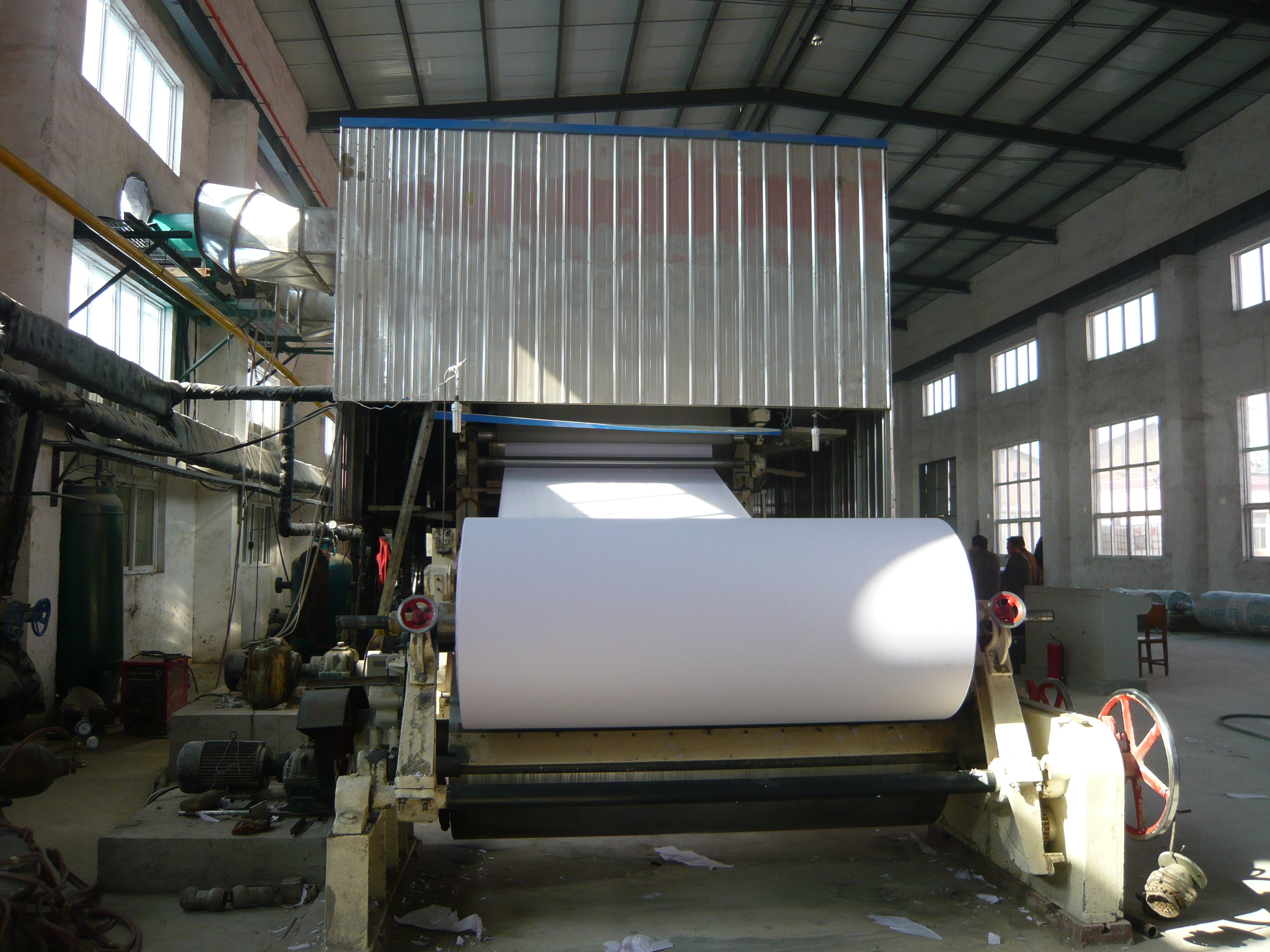 1092-5600mm kraft /paperboard/corrugated/ kraft /test liner paper fourdrinier wire making machine