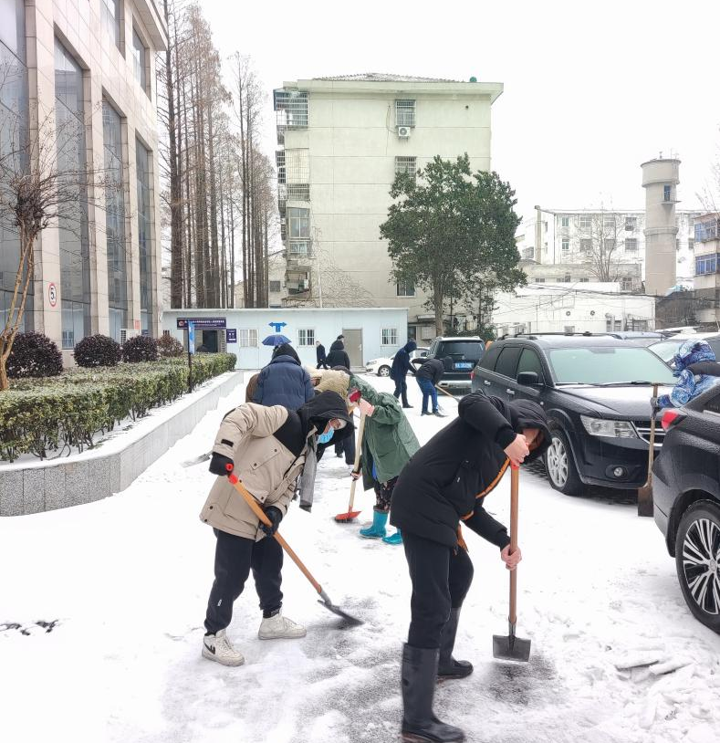 战风斗雪 护佑健康——新洲区人民医院多措并举应对雨雪冰冻天气