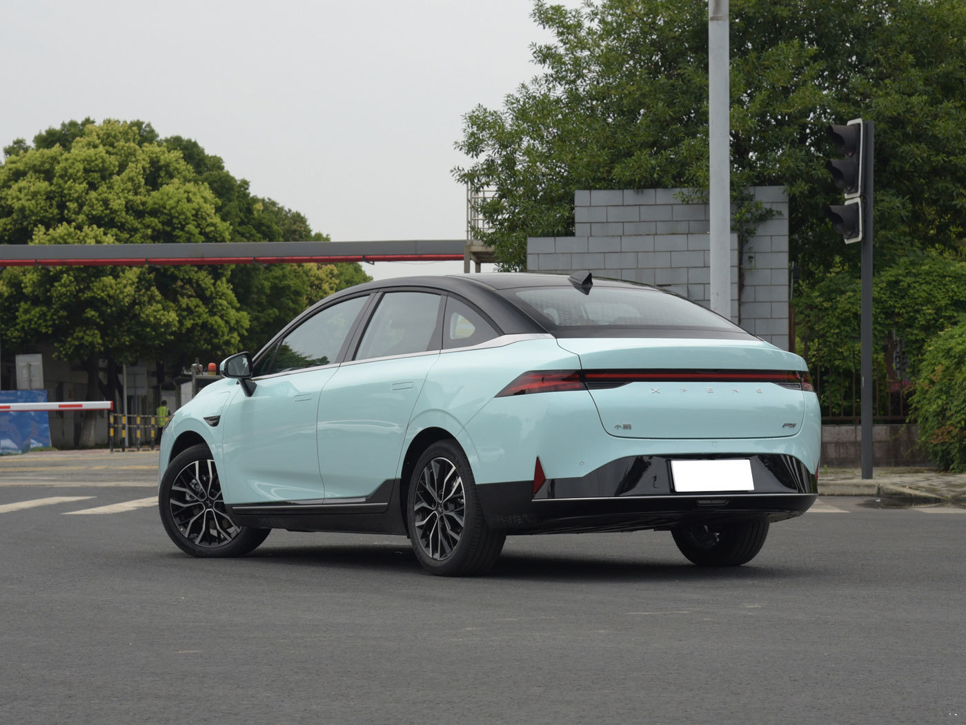 Xiaopeng P5
