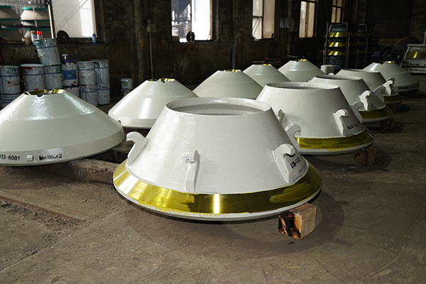  Moving cone and fixed cone prices 