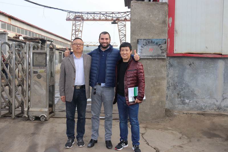 American customer came to visit our factory