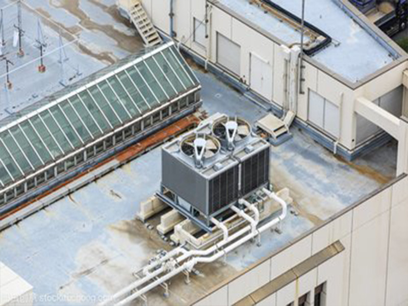 This paper introduces the key points to pay attention to when designing the down-flow cooling tower