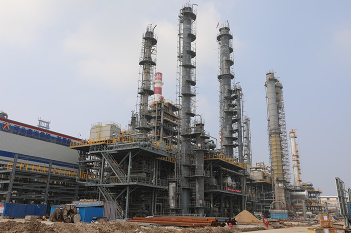Construction Progress Report of Phase V Catalytic Combined Unit