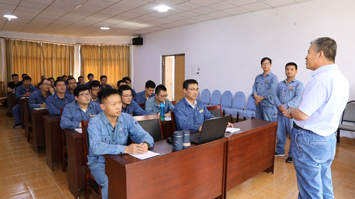 Wang Zhiquan, Chairman of the Supervisors, Went to Shandong to Condole the Studying Employees