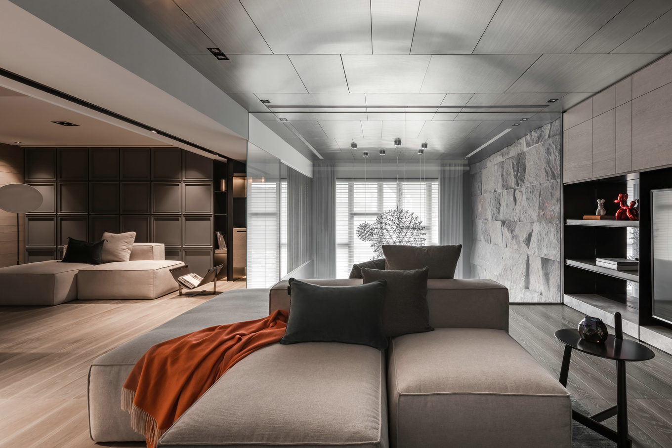 Modern decor style project in Moscow, Russia: 1800 sqm space