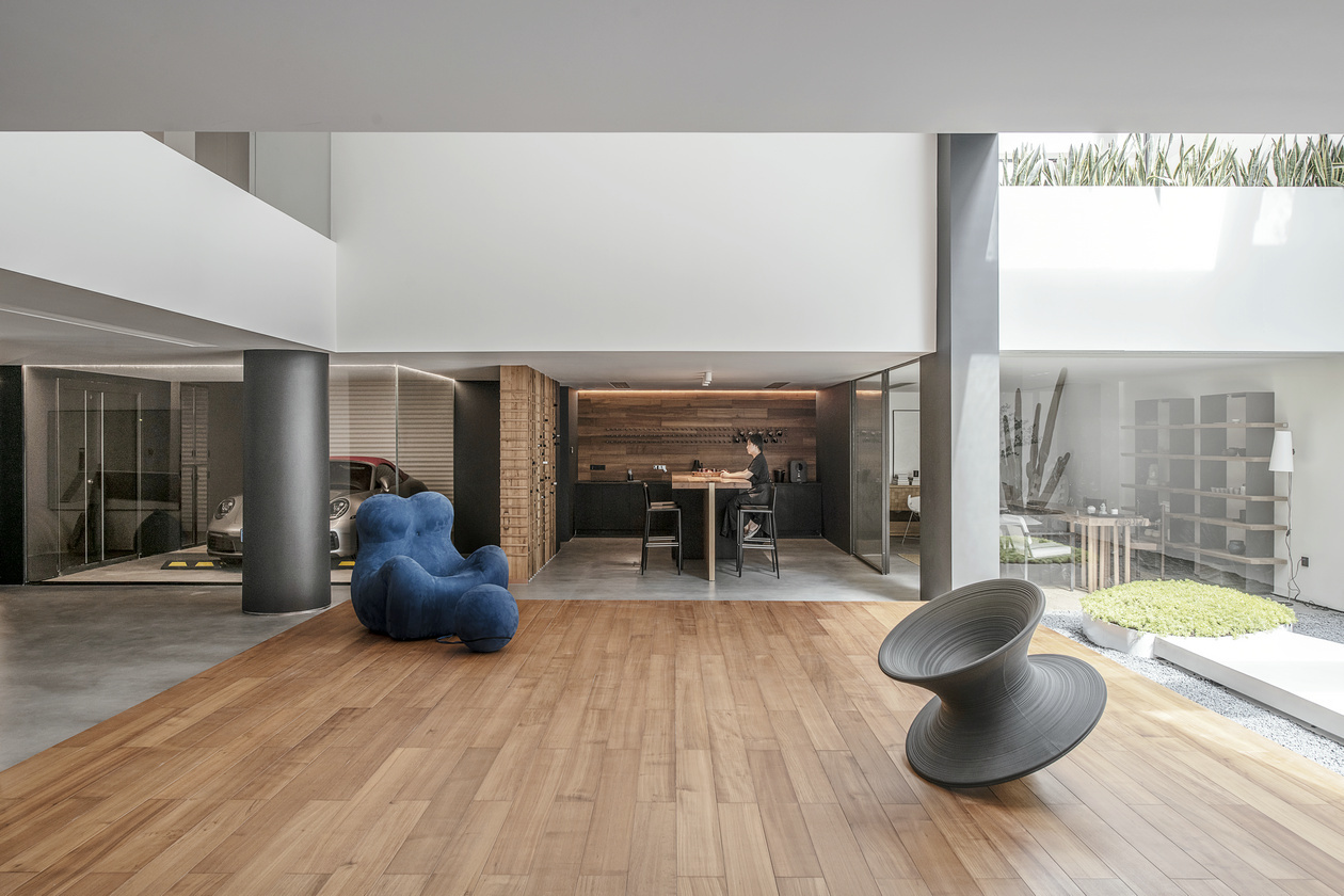 Sleek and Contemporary Penthouse Design in the USA